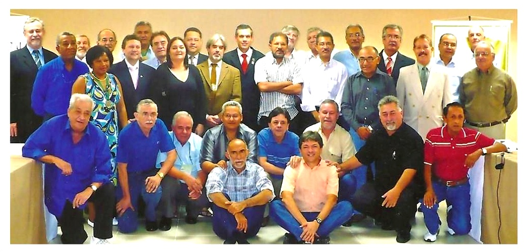 Membros da ABER
